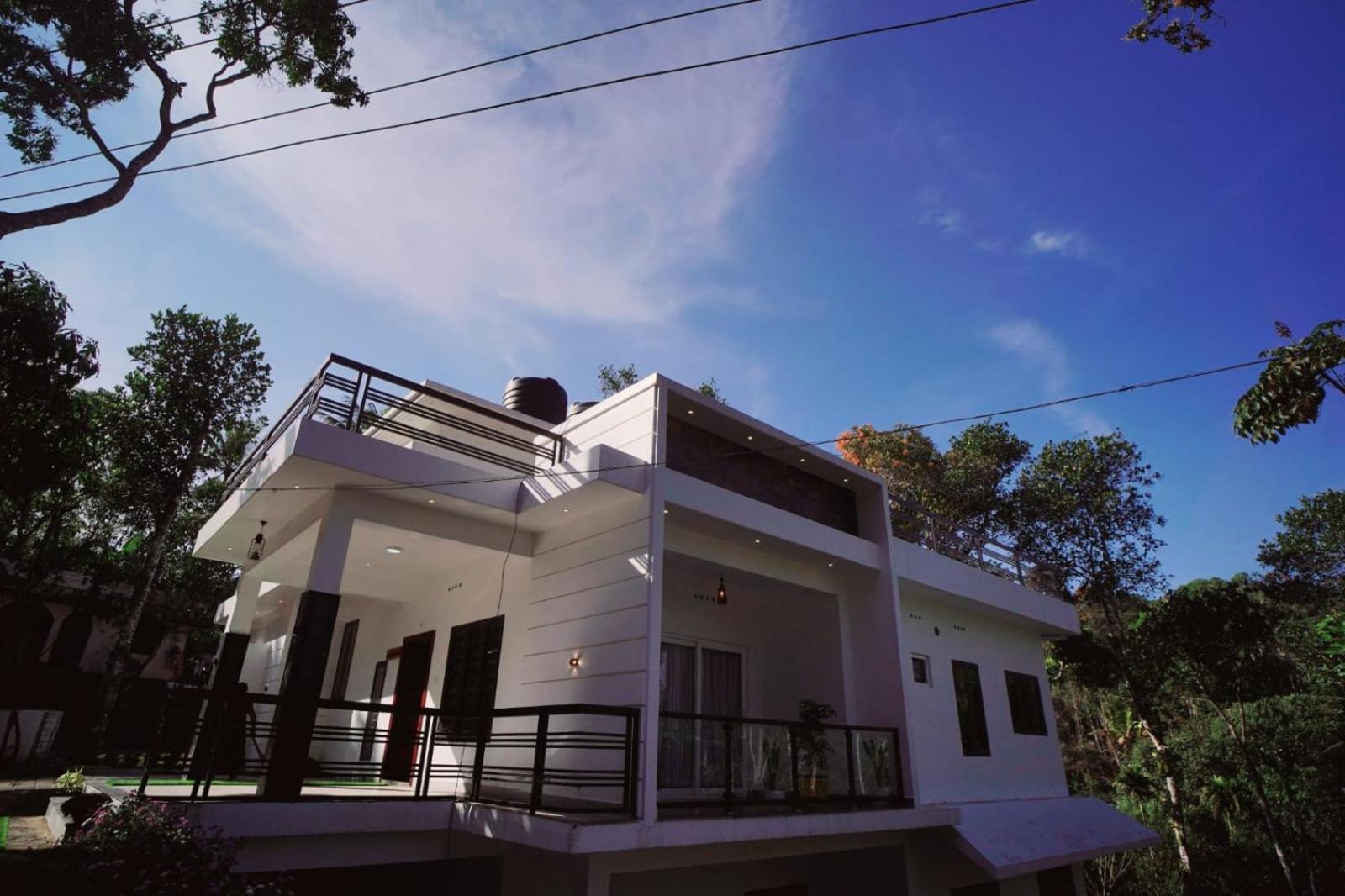 Vaishnavam Double Bedroom Villa Thekkady Exterior photo