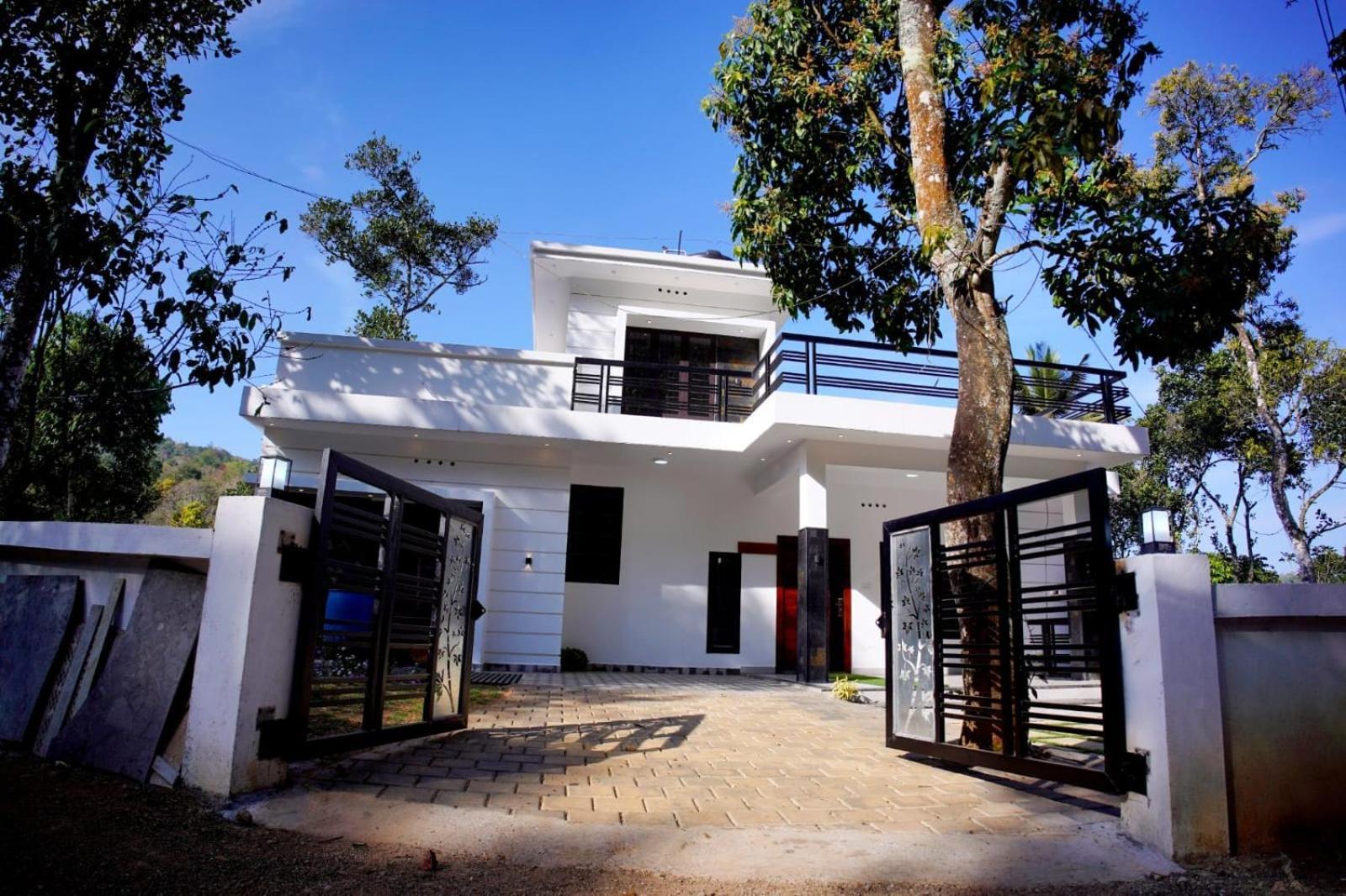 Vaishnavam Double Bedroom Villa Thekkady Exterior photo